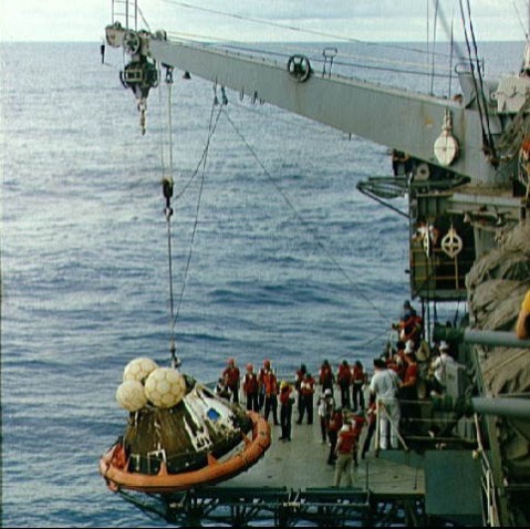 USS Iwo Jima LPH2 04 - NASA