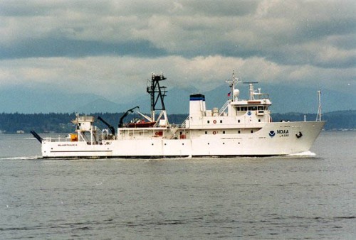 NOAAS McArthur II