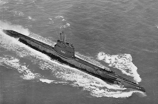 USS Gudgeon SS-567 02 - USN
