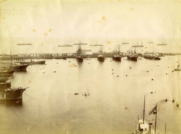 Puerto Barcelona 1888 - Escuadras