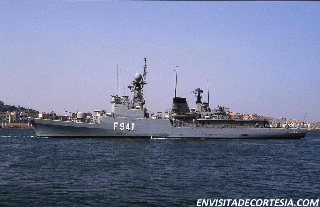 El Suez F-941