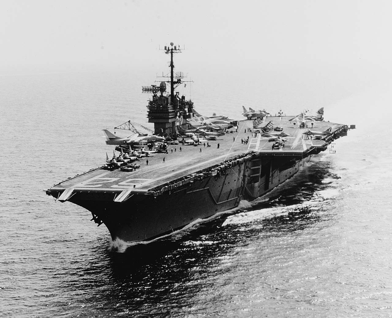 USS Independence 03